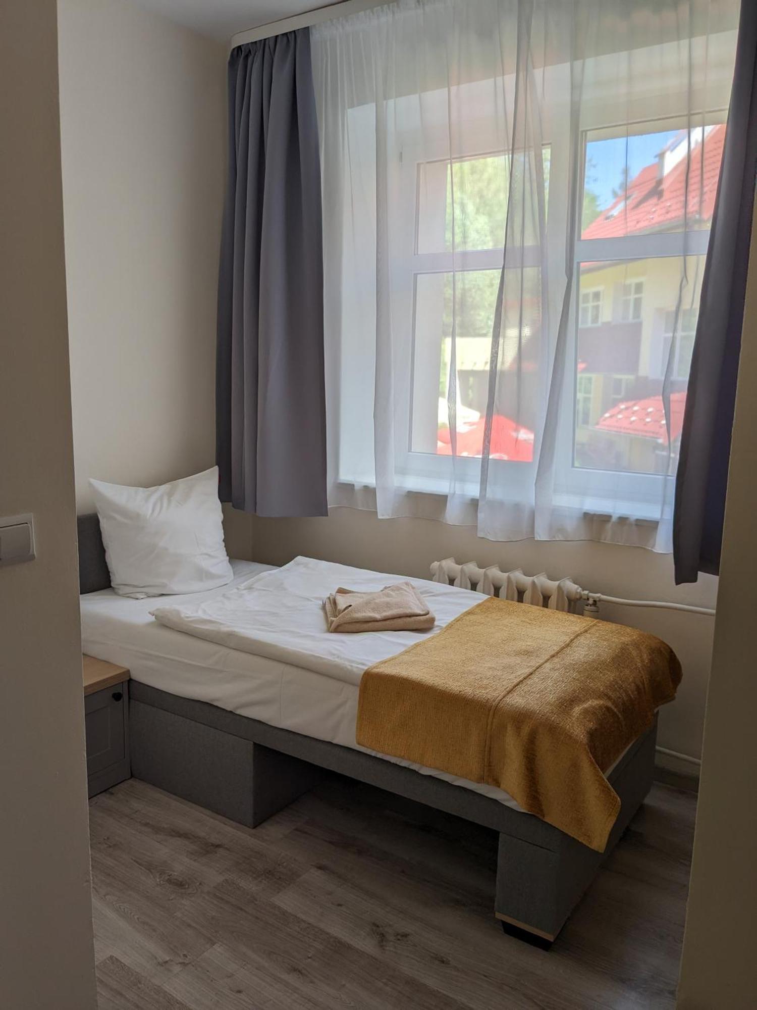 Klinika Mlodosci Medical Spa Сверадув-Здруй Номер фото
